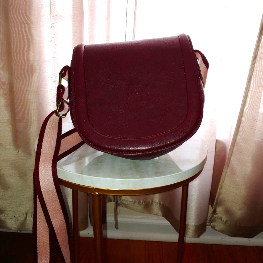 Abercrombie cross body bag